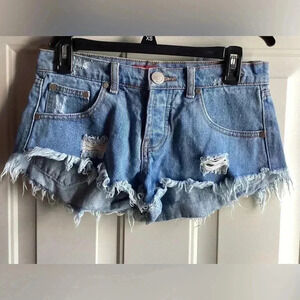 Signature Distressed Jean Shorts Size Medium Button Fly Raw Hem
